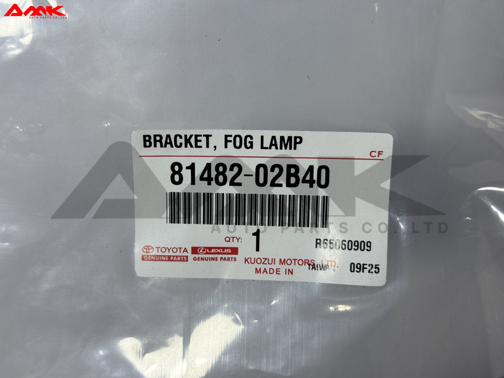 TOYOTA BRACKET, FOG LAMP 81482-02B40