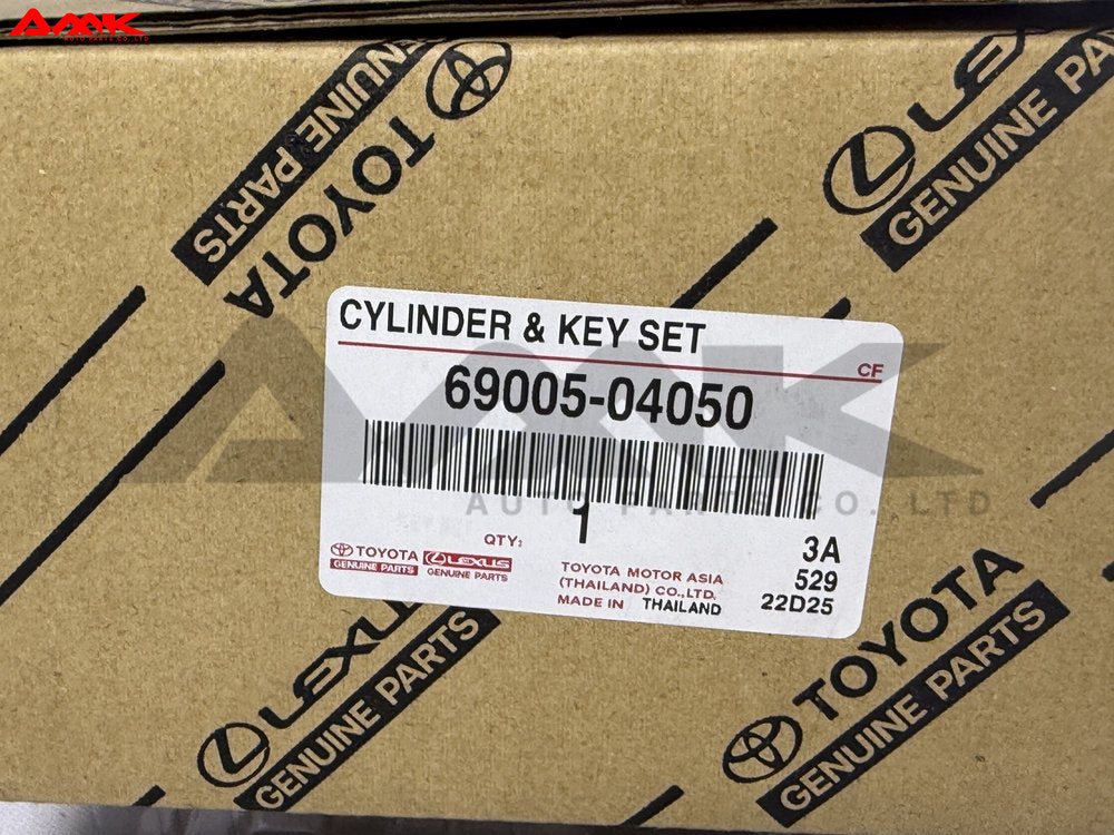 TOYOTA CYLINDER & KEY SET 69005-04050