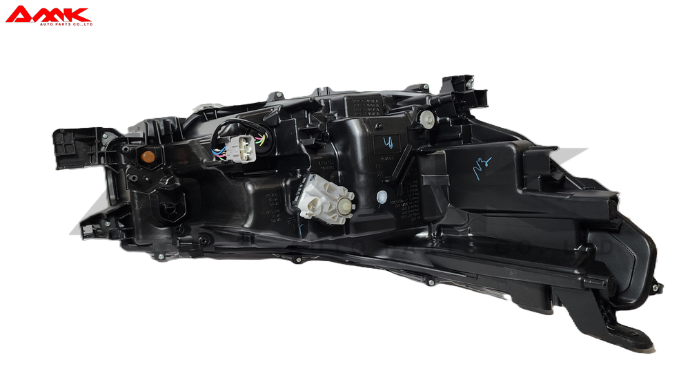 TOYOTA HEADLAMP ASSY, LH 81150-YP400