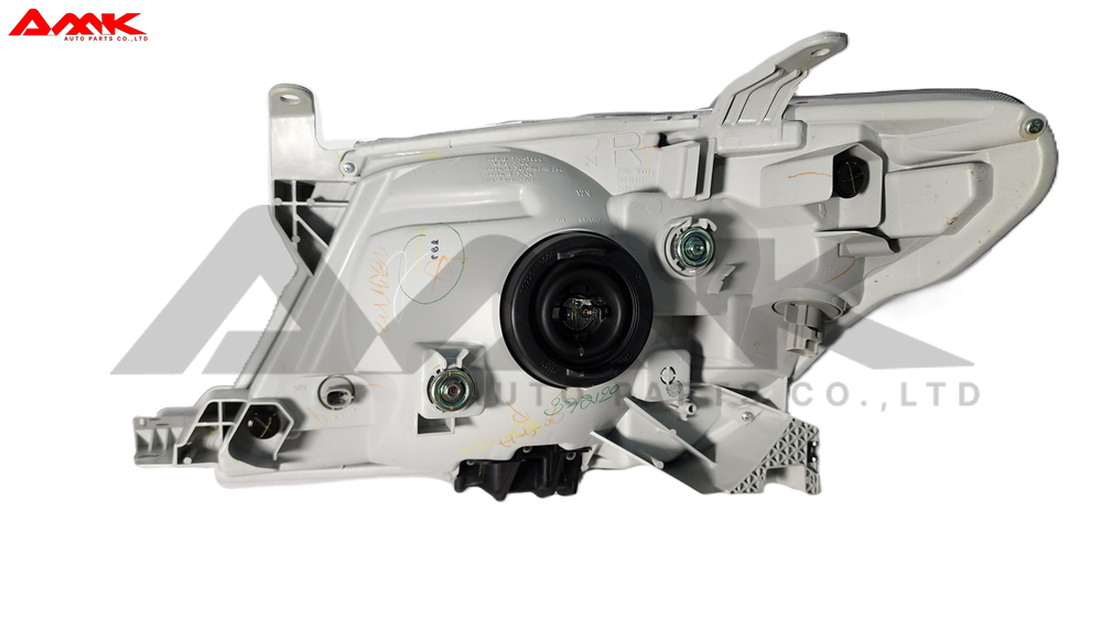 TOYOTA HEADLAMP ASSY, RH 81110-0K021