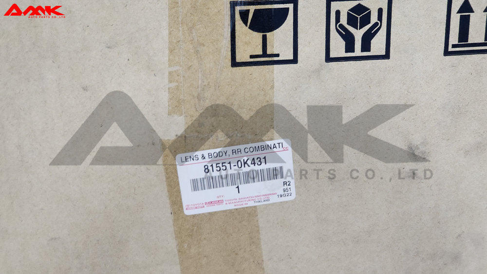 TOYOTA LENS & BODY, RR COMBINATION LAMP, RH 81551-0K431