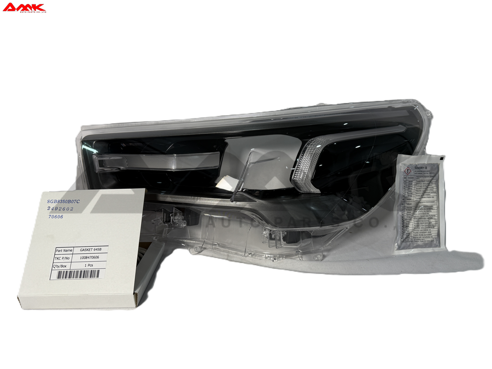 TOYOTA LENS SUB-ASSY, HEADLAMP, RH 8110A-YP090