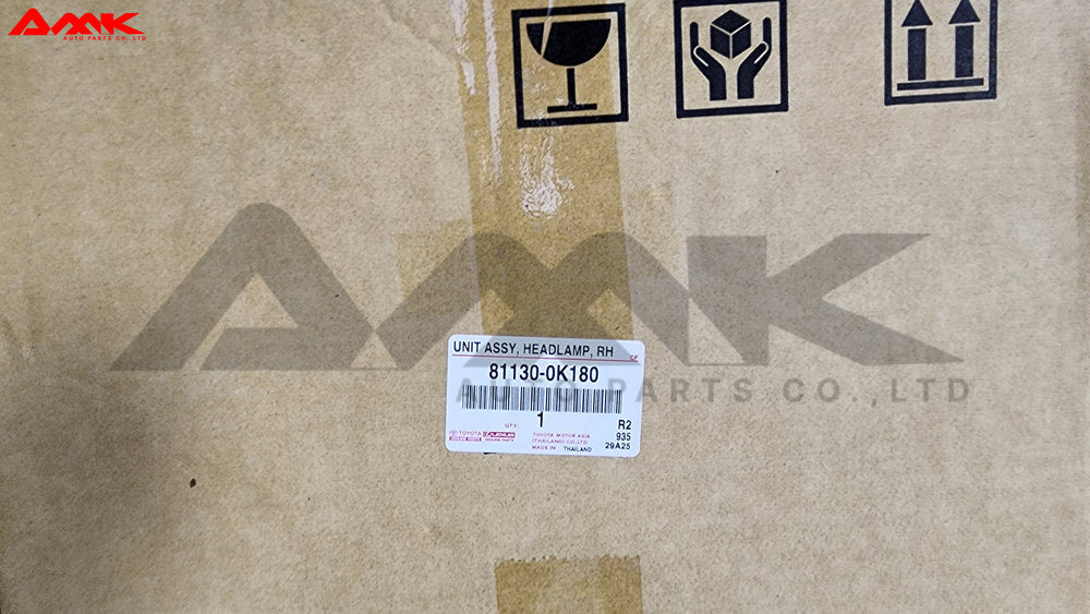 TOYOTA UNIT ASSY, HEADLAMP, RH 81130-0K180