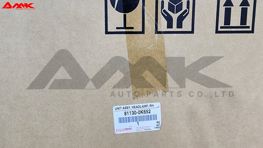 TOYOTA UNIT ASSY, HEADLAMP, RH 81130-0K652