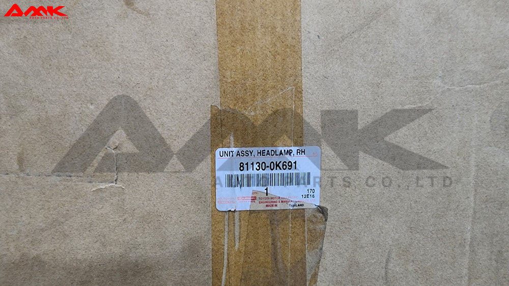 TOYOTA UNIT ASSY, HEADLAMP, RH 81130-0K691