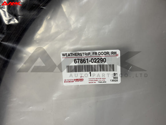TOYOTA WEATHERSTRIP, FR DOOR, RH 67861-02290