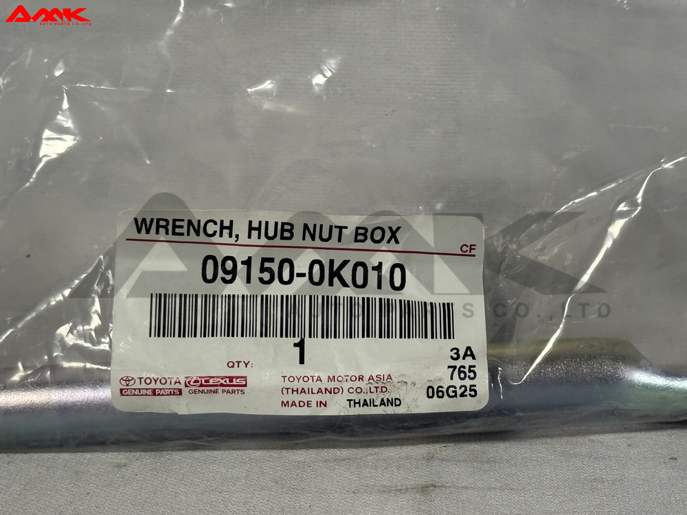 TOYOTA WRENCH, HUB NUT BOX 09150-0K010
